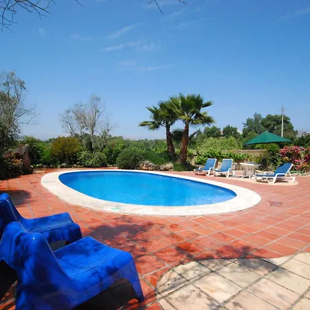 Vintage In Lisbon With Pool Soudos