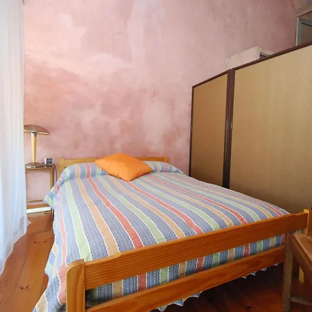 Vintage In Lisbon With Pool Casa vacanze Soudos