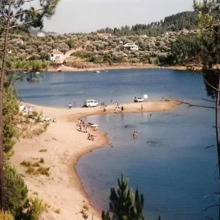 Vintage In Lisbon With Pool Holiday home