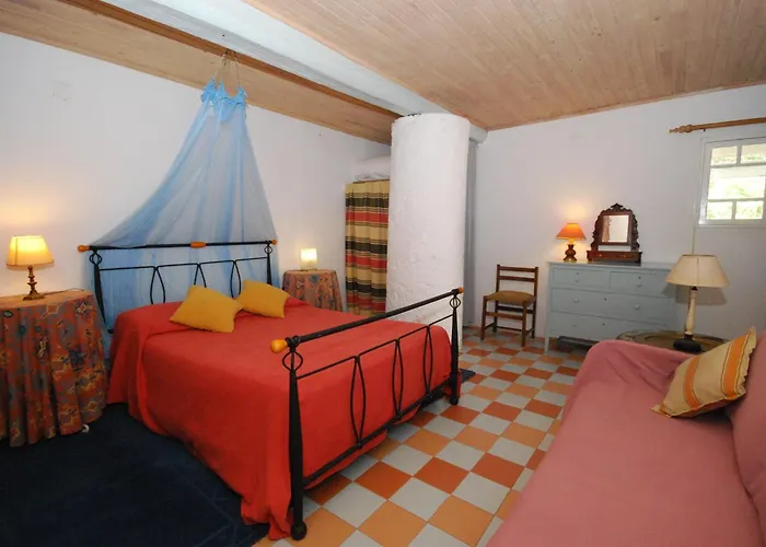Holiday home Vintage In Lisbon With Pool *