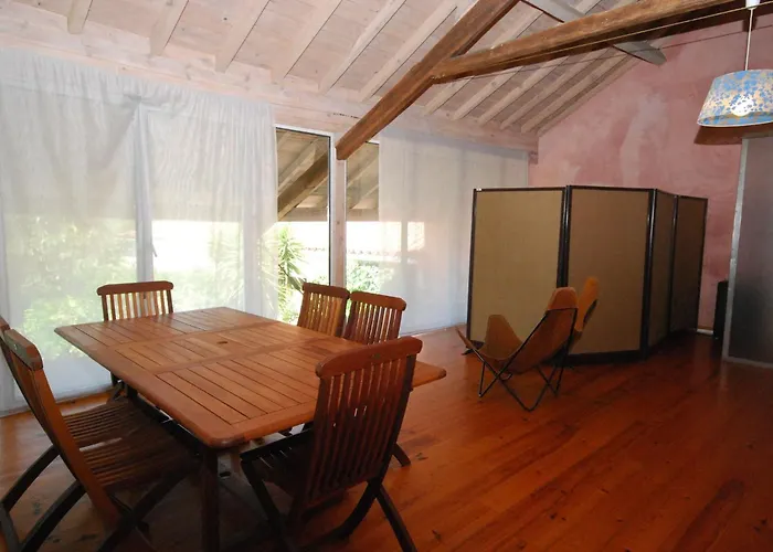 Holiday home Vintage In Lisbon With Pool Soudos