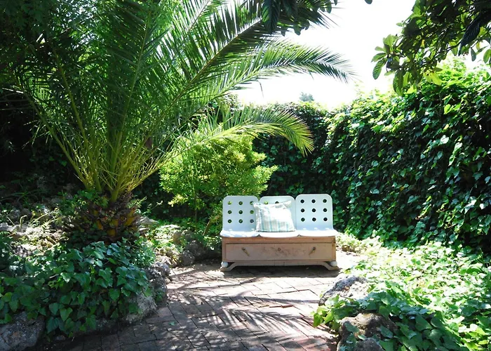 Holiday home Vintage In Lisbon With Pool Soudos