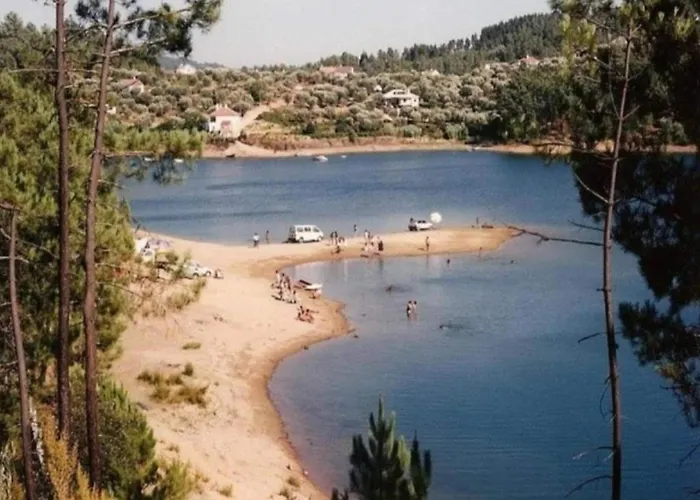 Vintage In Lisbon With Pool Holiday home